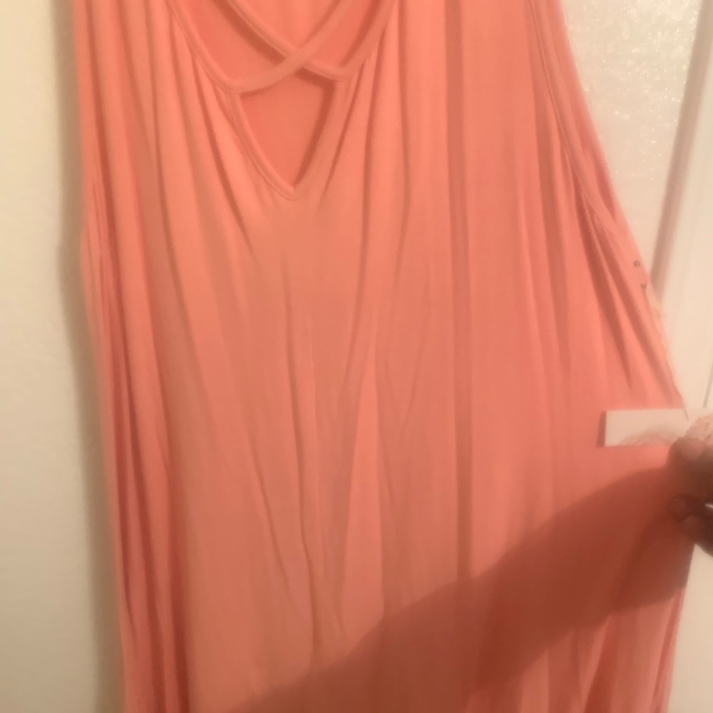 Sleeveless shirt